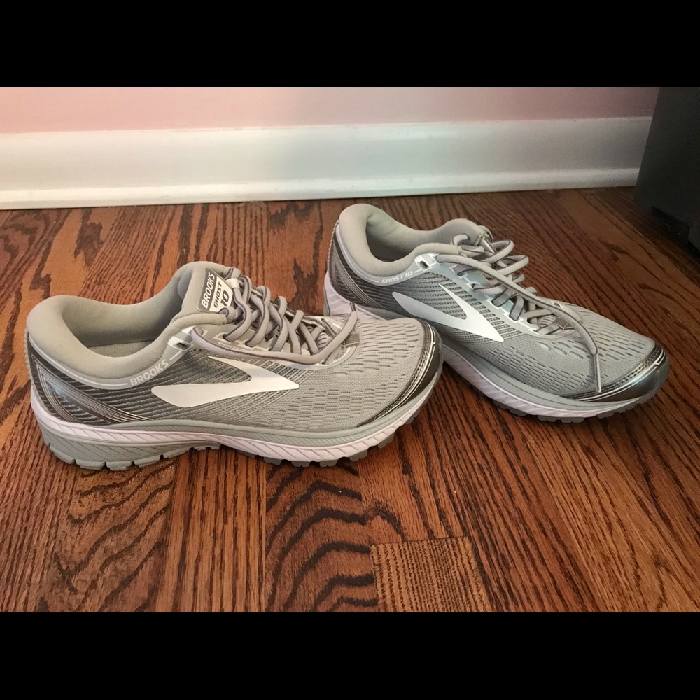 Brooks Running Walking Training Shoe Sz 7.5